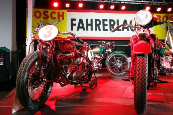Winter Classic Bike 2024 in der Werkhalle